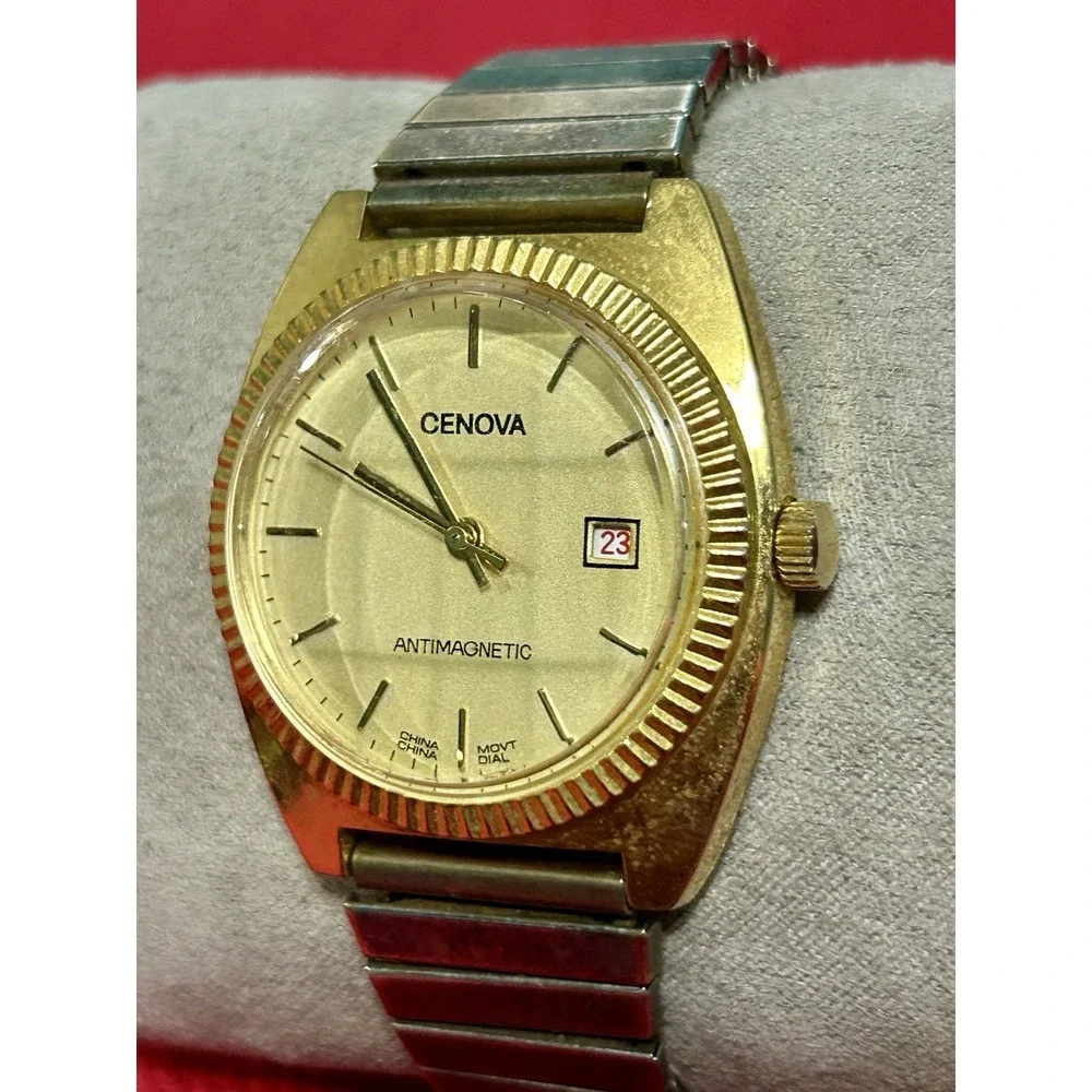 VTG Cenova Watch Mens Date Antimagnetic Gold Tone Stretchable Band Works